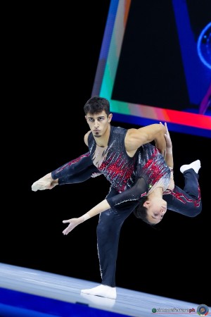 apertura   acro sfe06422 simone ferraro ph